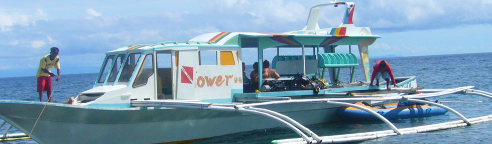 FloWer Beach private boat for scuba diving